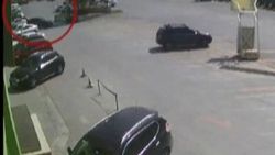 157 bin lirayı otomobilde bırakınca tüm parayı çaldırdı