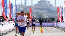 İstanbul Maratonu nedeniyle trafiğe kapalı yollar