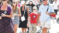 İzmir'e gelen turistler bayram şoku yaşadı