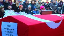 Fırat Kalkanı şehidine veda