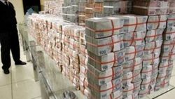 Süper Loto talihlisi parasını aldı
