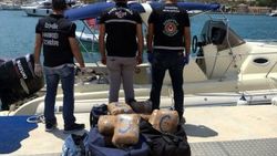 İzmir'de uyuşturucu teknesine nefes kesen operasyon