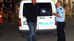 Marmaris'te polis merkezine giden genç: Beni dövün