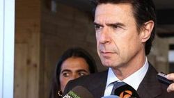 Panama belgelerinde adı geçen bakan istifa etti