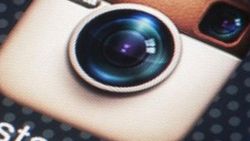 Instagram Layout'un Android versiyonu yayınlandı