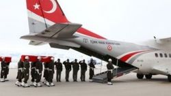 Şehit askerler son yolculuklarına uğurlandılar