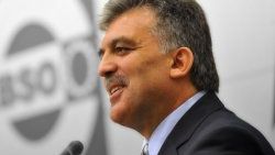 Abdullah Gül foto muhabirlere isyan etti