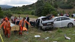 Ankara'da trafik kazası: 3 ölü 5 yaralı
