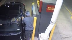 ABD'li hırsız arabasını çaldığı kadını bagaja koydu