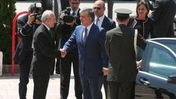 Abdullah Gül Kılıçdaroğlu'na veda ziyaretinde bulundu