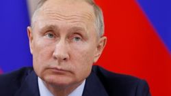 Ruslar Putin'den memnun