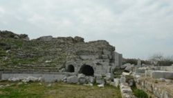 İznik'teki 2 bin yıllık amfi tiyatro restore edilecek
