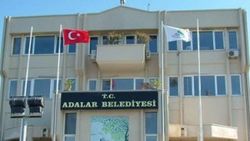 Hayri İnönü CHP'li Adalar belediyesine yardım yaptı