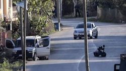 Adana'da bombalı araç ele geçirildi