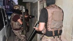 Adana'da uyuşturucu operasyonu: 11 gözaltı