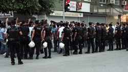 Adana'da MHP-HDP gerilimi