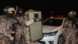 Adana'da 2 bin 500 polisle uyuşturucu operasyonu