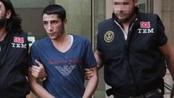 Üniversite öğrencisinin üzerinden bomba talimatnamesi çıktı