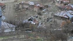 52 nüfuslu köyde 10 muhtar adayı