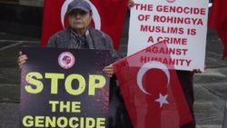 BM önünde Myanmar protestosu