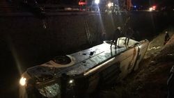Afyonkarahisar'da yolcu otobüsü devrildi: 7 ölü 28 yaralı