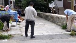 Afyon'da babasının aracının altında kalan kız öldü