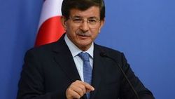 Ahmet Davutoğlu: Bu iğrenç bir oyun
