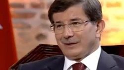 Başbakan Davutoğlu'ndan akademisyenlere zam müjdesi