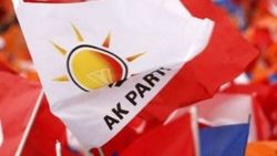 AK Parti'de adaylık başvuruları için ek süre