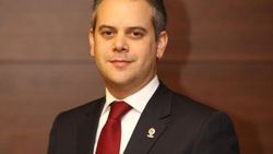 Bakan Kılıç Berlin'de gurbetçilerle buluştu