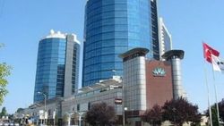 Akmerkez'e Fransız ortak