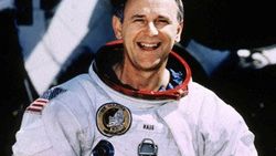 Ay'da yürüyen Amerikalı astronot Alan Bean öldü