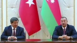 Başbakan Davutoğlu İlham Aliyev ile görüştü