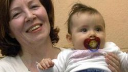 Almanya'da 65 yaşındaki bir kadın dördüz bebek bekliyor