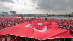 Köln'de Cumhurbaşkanı Erdoğan'ın mesajı okundu