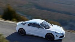 Porsche görünümlü Renault yaptılar