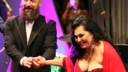 Altın Koza'da iki sultan