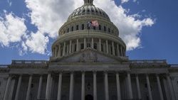 Amerika'da federal hükümet hizmete girdi