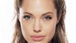 Brad'in ailesi Angelina Jolie'yi istemiyor