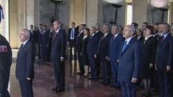 Devlet erkanı Anıtkabir'de 23 Nisan'ı kutluyor İZLE