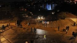 Ankara'da 1071 Malazgirt Bulvarı'ndaki gecekondu yıkıldı