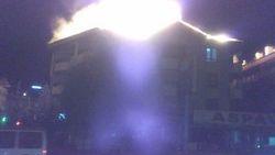 Ankara'da apartmanda korkutan yangın