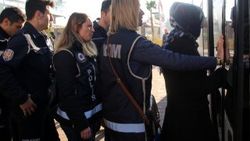 Antalya'da FETÖ operasyonu: 10 gözaltı