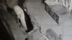 Antalya'da hırsızlar 50 bin TL'lik antika çaldılar