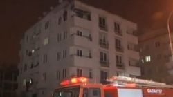 Gaziantep'te yanmak üzere olan adam 5. kattan atladı