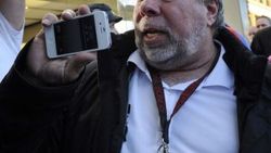 Apple kurucularından Steve Wozniak iPhone'ları eleştirdi