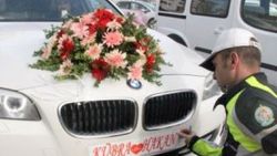 Gelin arabasına sahte plaka cezası