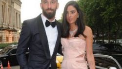 Arda Turan kayınpederinin hapisten çıkmasını bekliyor