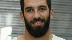 Arda Turan: Benimle evlenecek kızın..