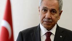 Bülent Arınç: Cemaat barışma çağrıma yanıt vermedi